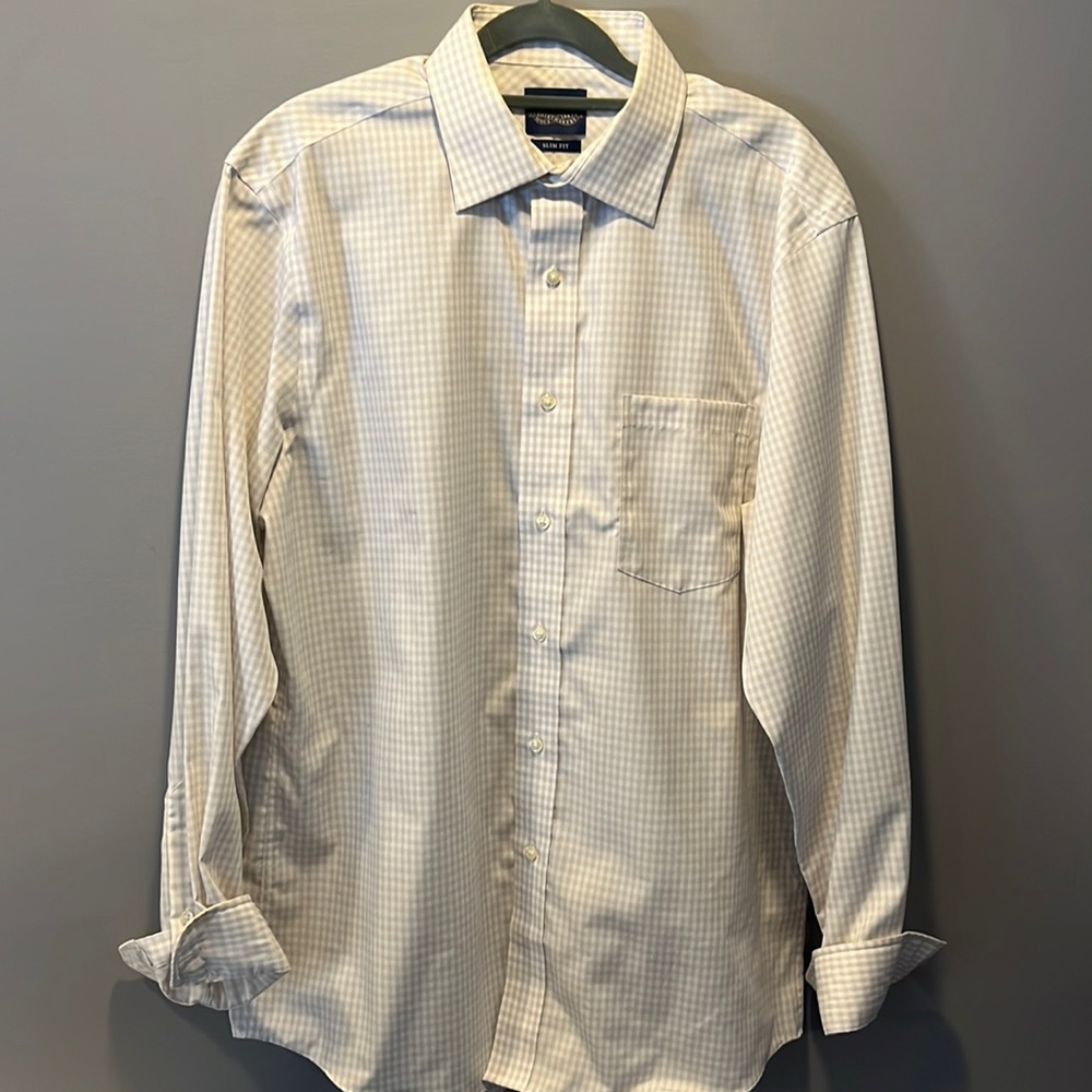 EAGLE slim fit button up dress shirt